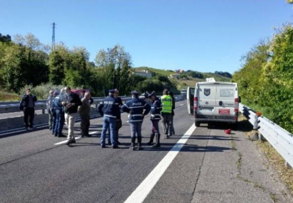 Assalto sulla A14 (screenshot video)