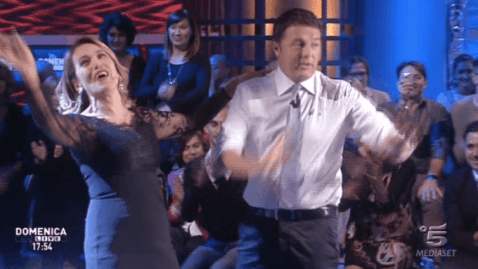 Renzi ospite da Barbara D'Urso (screenshot youtube)